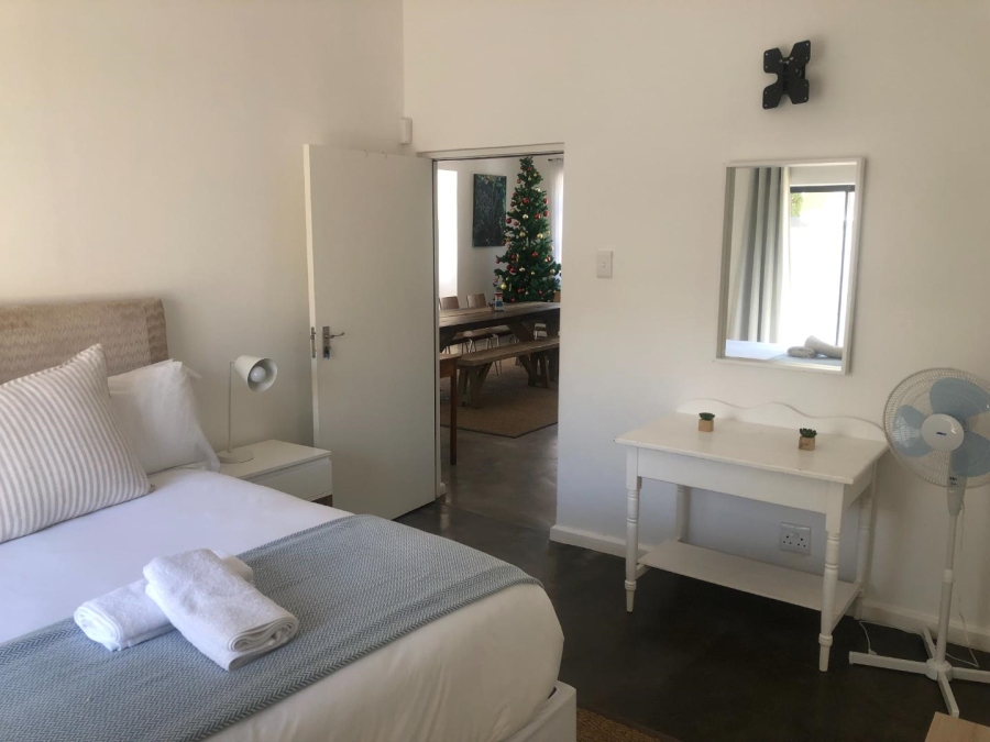 6 Bedroom Property for Sale in Westcliff Western Cape